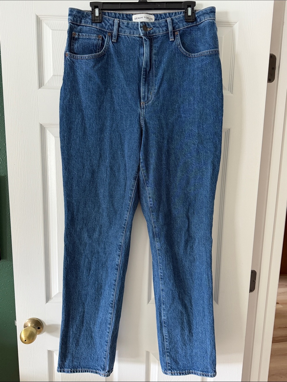Aritzia Denim Forum Rowan Super High Rise Curve Fit Straight Jean 32